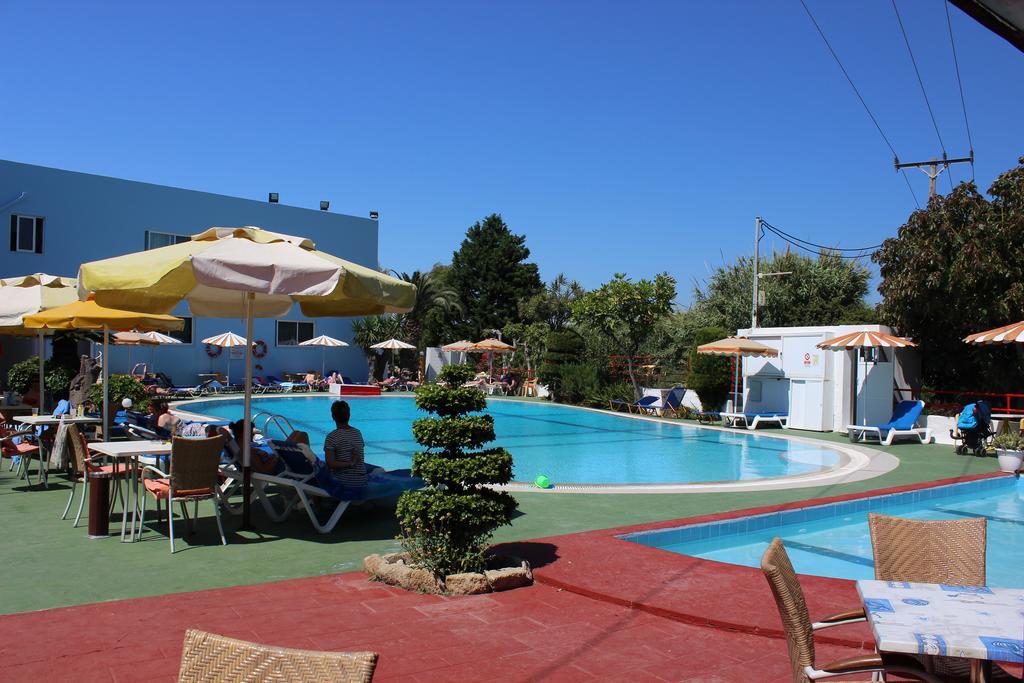 Corellia Asterias Beach Hotel Θεολόγος Εξωτερικό φωτογραφία