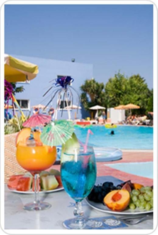 Corellia Asterias Beach Hotel Θεολόγος Εξωτερικό φωτογραφία